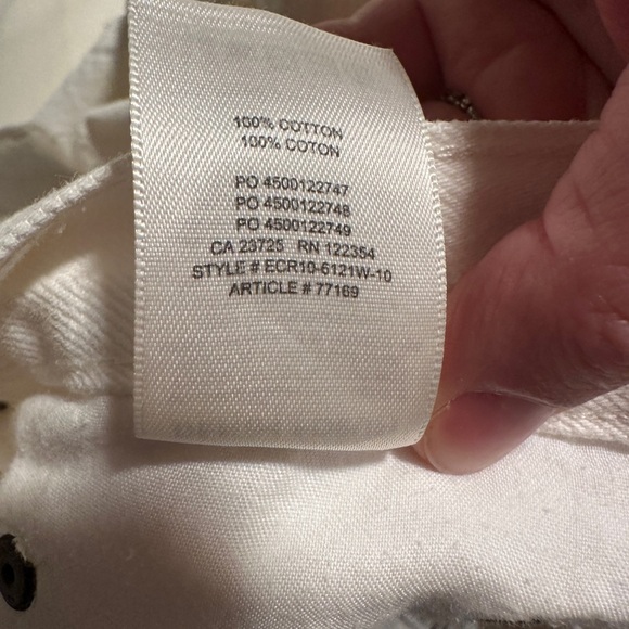 Denim Forum Aritzia White Denim Yoko High Rise Jean Short Size 28 - Picture 7 of 7